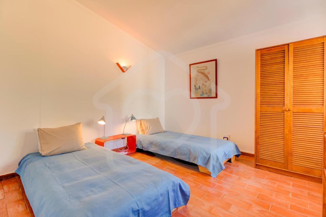 Villas2Go2 Praia Da Marinha Lagoa  Exteriér fotografie